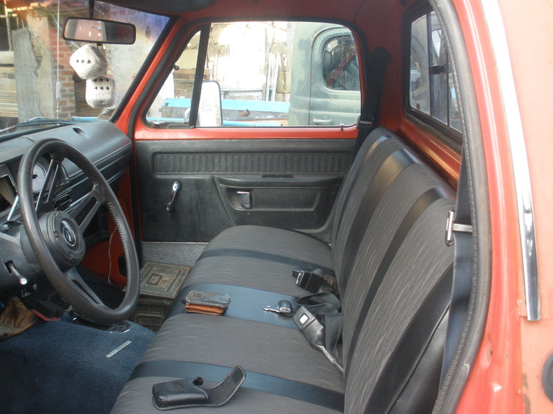 SELLERIE PIECES DODGE 004.jpg