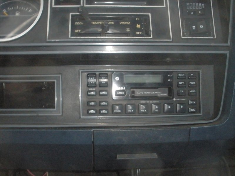 radio 02.JPG