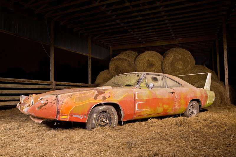 003-1969-dodge-daytona-barn-find-profile.jpg