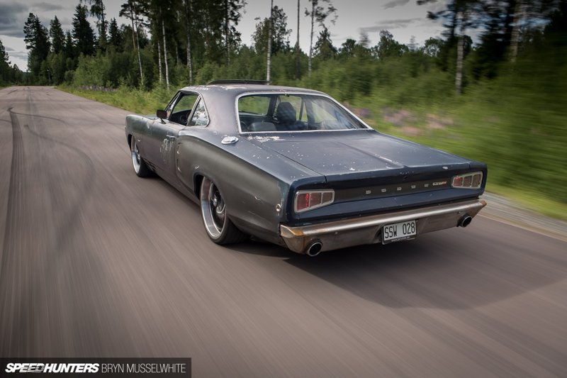 Jaruds-Bil-SE-Crazy-by-Steven-Coronet-Charger-57-1200x800.jpg