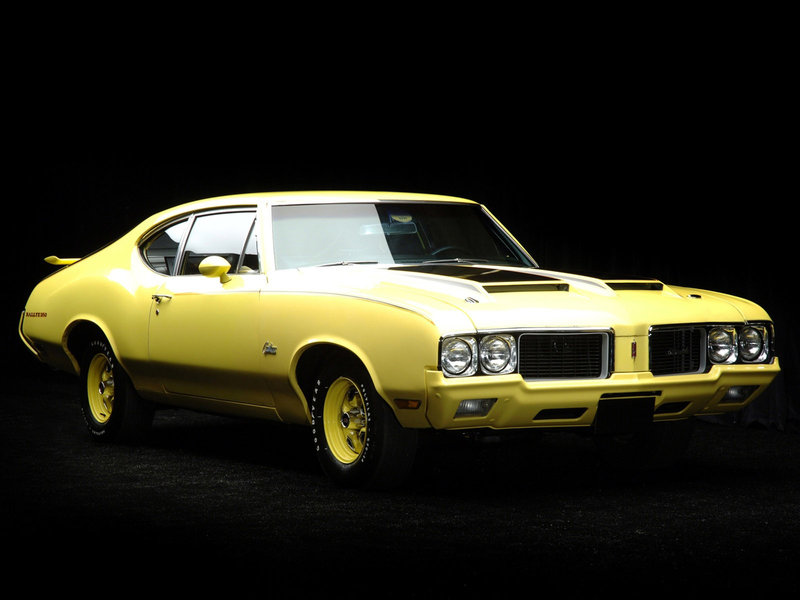 Oldsmobile cutlass rallye 350 front.jpg