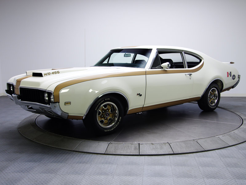 1969_Hurst_Olds_442_Holiday_Coupe_4487_455_2048x1536.jpg (1.58 Mio) Consulté 2294 fois 1969_Hurst_Olds_442_Holiday_Coupe_4487_455_2048x1536.jpg