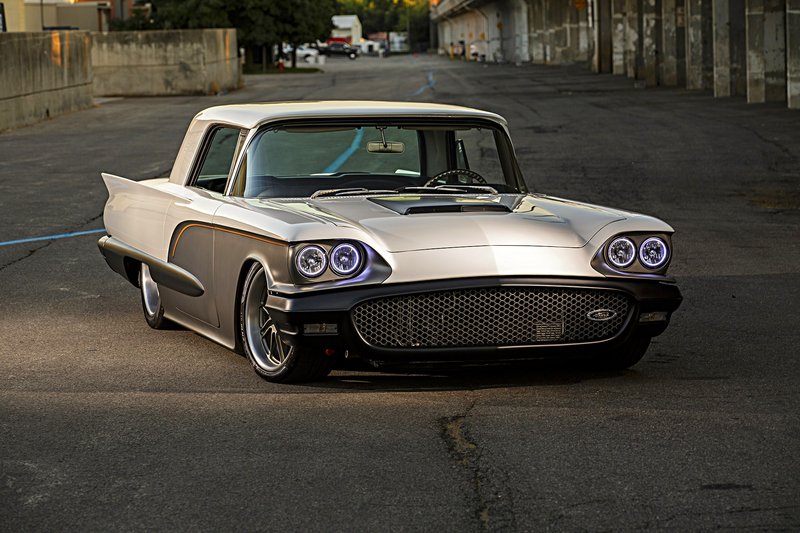 1958_T_Bird_cars_modified_2040x1360.jpg (885.3 Kio) Consulté 3055 fois 1958_T_Bird_cars_modified_2040x1360.jpg